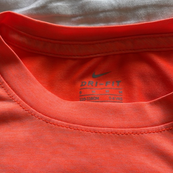 Nike Short Set - Picture 2 of 3